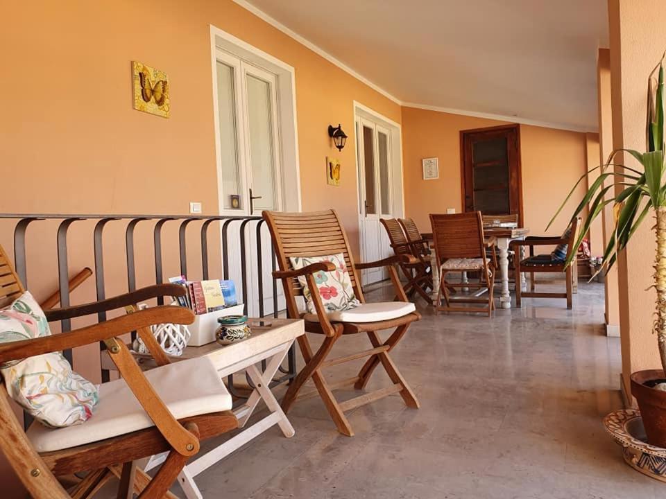 Bed & Breakfast Belfiore Лонато Экстерьер фото