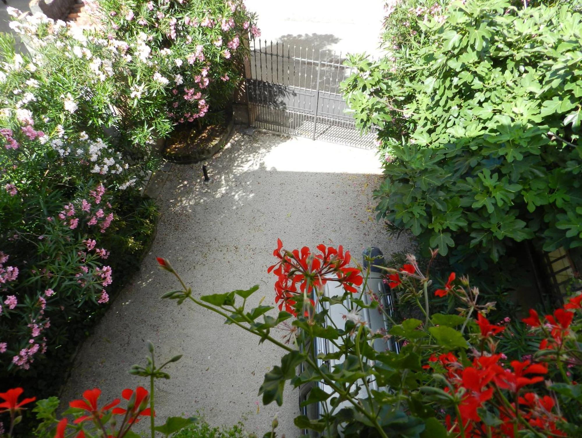 Bed & Breakfast Belfiore Лонато Экстерьер фото